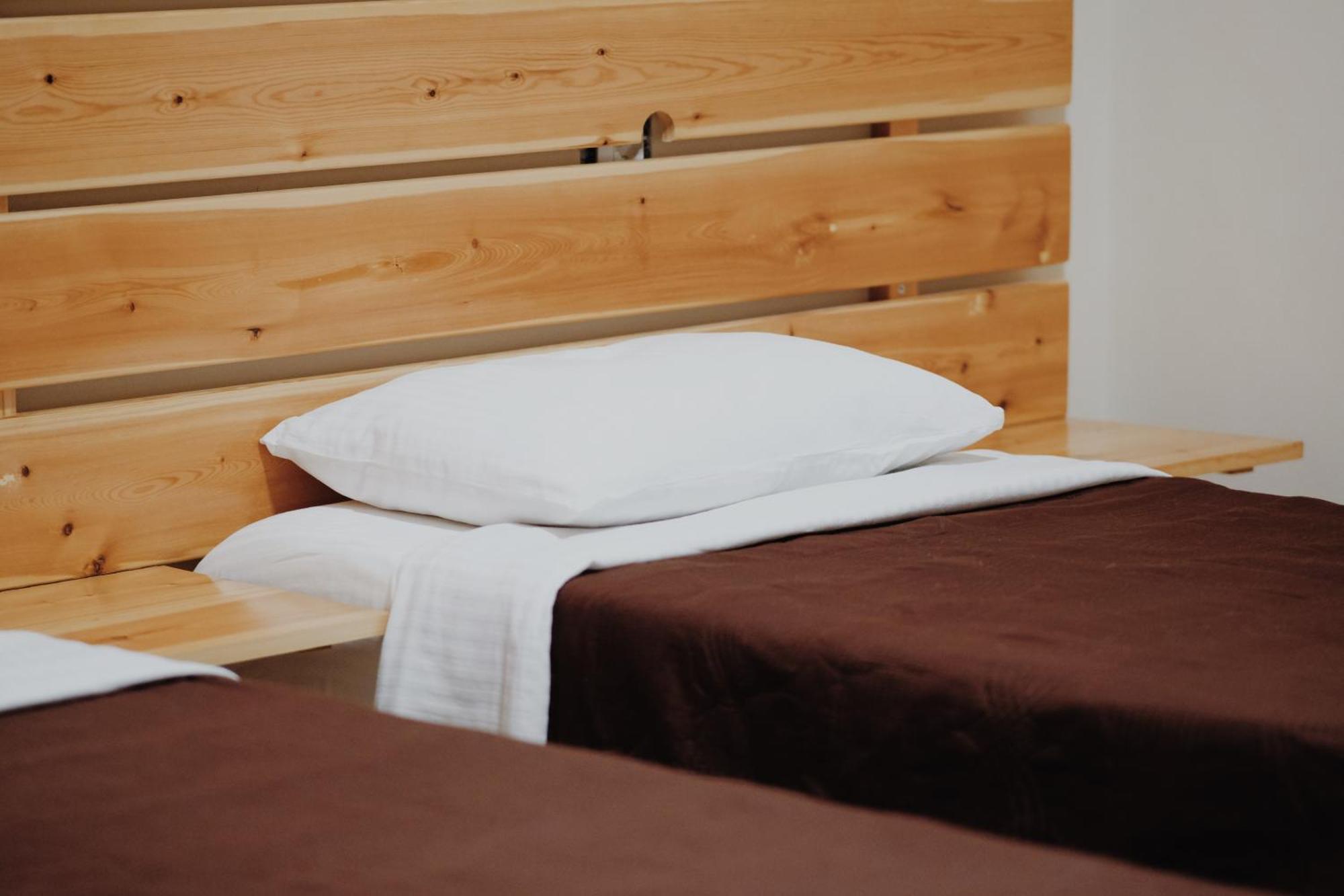 At Pikotiko'S - Korca City Rooms For Rent Eksteriør bilde